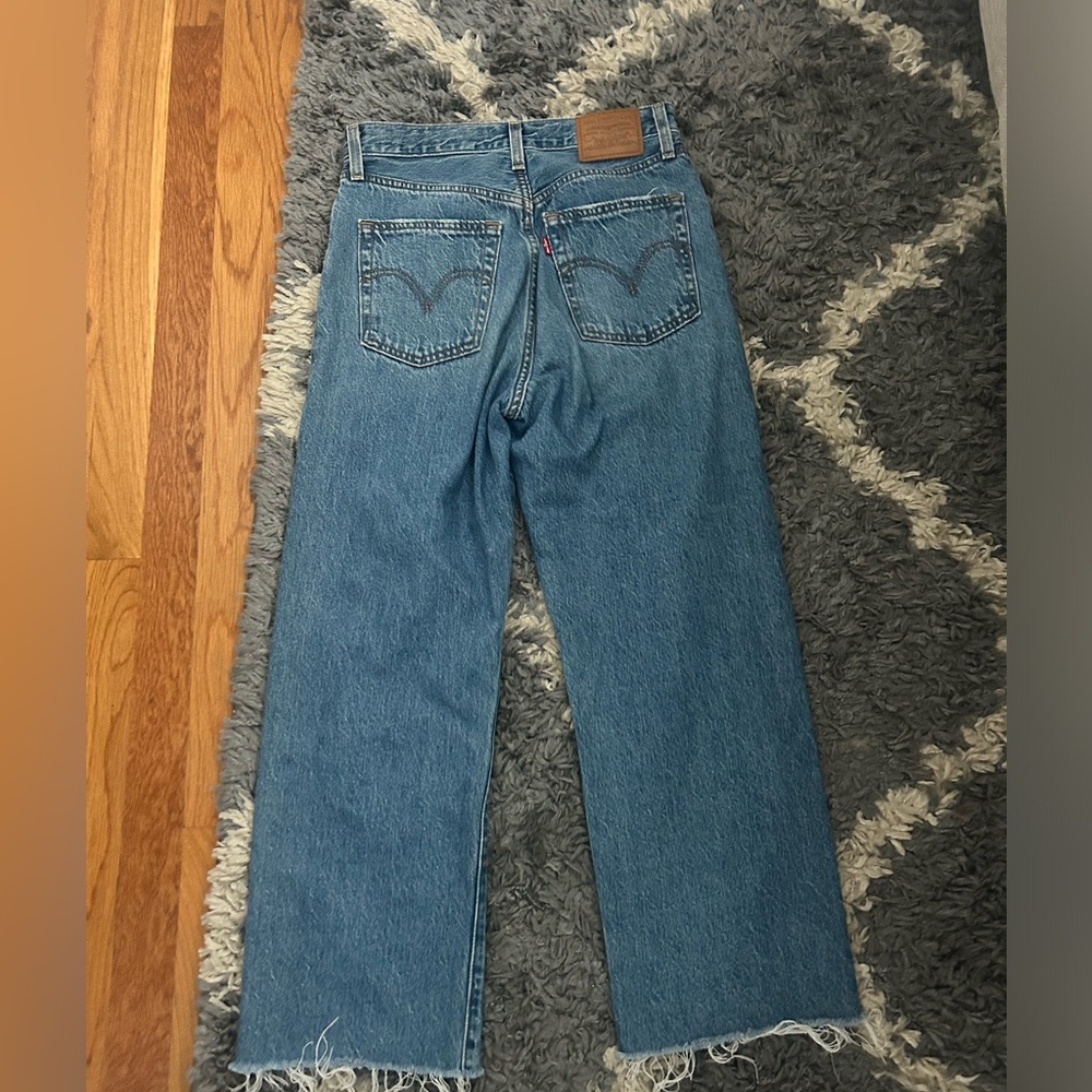 Levi’s Ribcage Straight Crop Jean